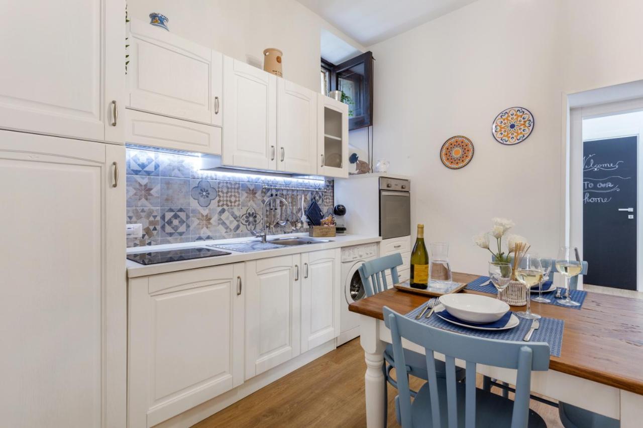 Casa Nagale- Una Suite Di Charme Nel Cuore Di Ortigia A 50 Mt Dal Mare Syrakus Exterior foto