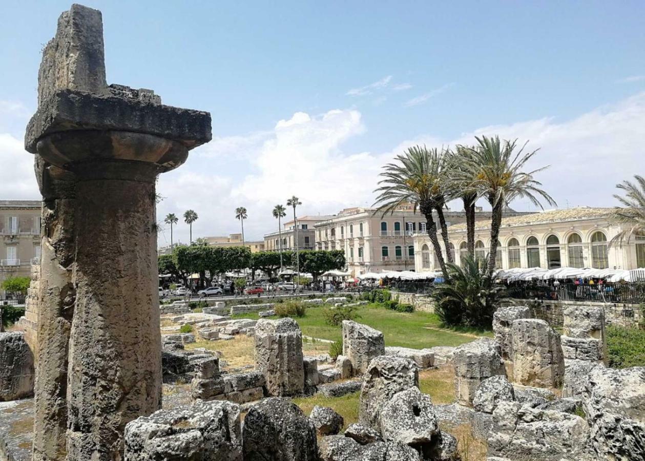 Casa Nagale- Una Suite Di Charme Nel Cuore Di Ortigia A 50 Mt Dal Mare Syrakus Exterior foto